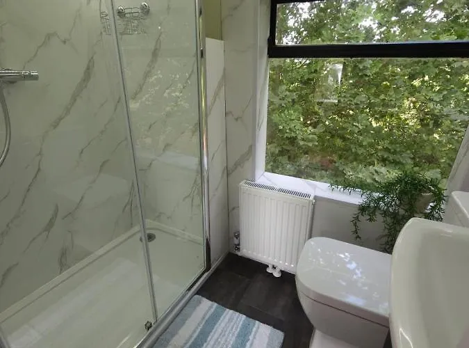 The Bus Stop Camping *